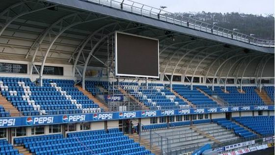 P10 Outdoor Led Display Football Stadium Led Display 7500nits /M²
