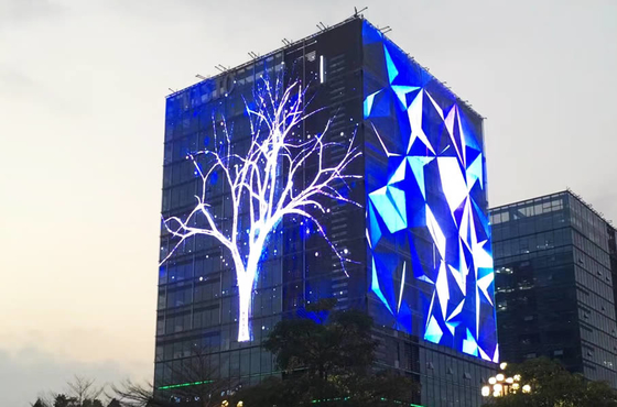 3840Hz Transparent Glass LED Display P3.9 To 7.8mm Waterproof IP65
